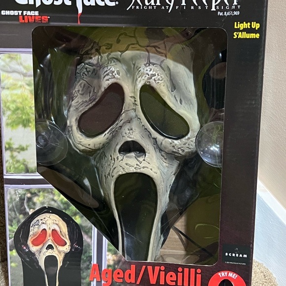 GhostFace Window Peeper Scream Halloween Official Decoration Prop Scary NIB - Picture 1 of 3